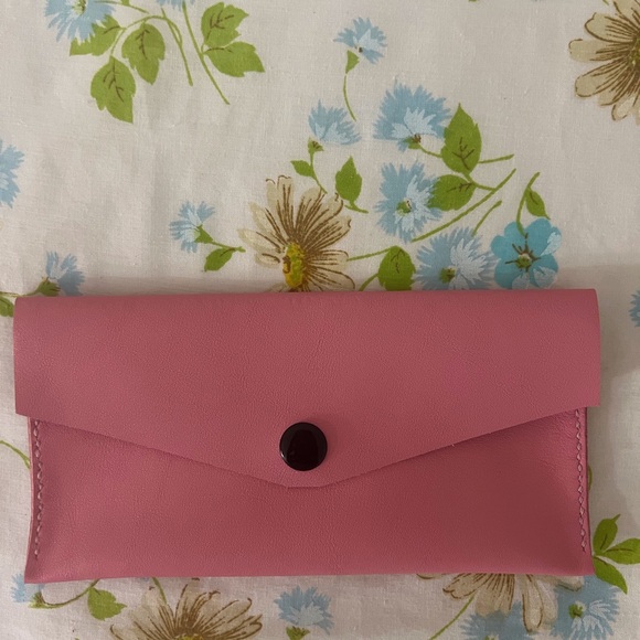 Hand Crafted Pink Envelope Clutch - Picture 5 of 5